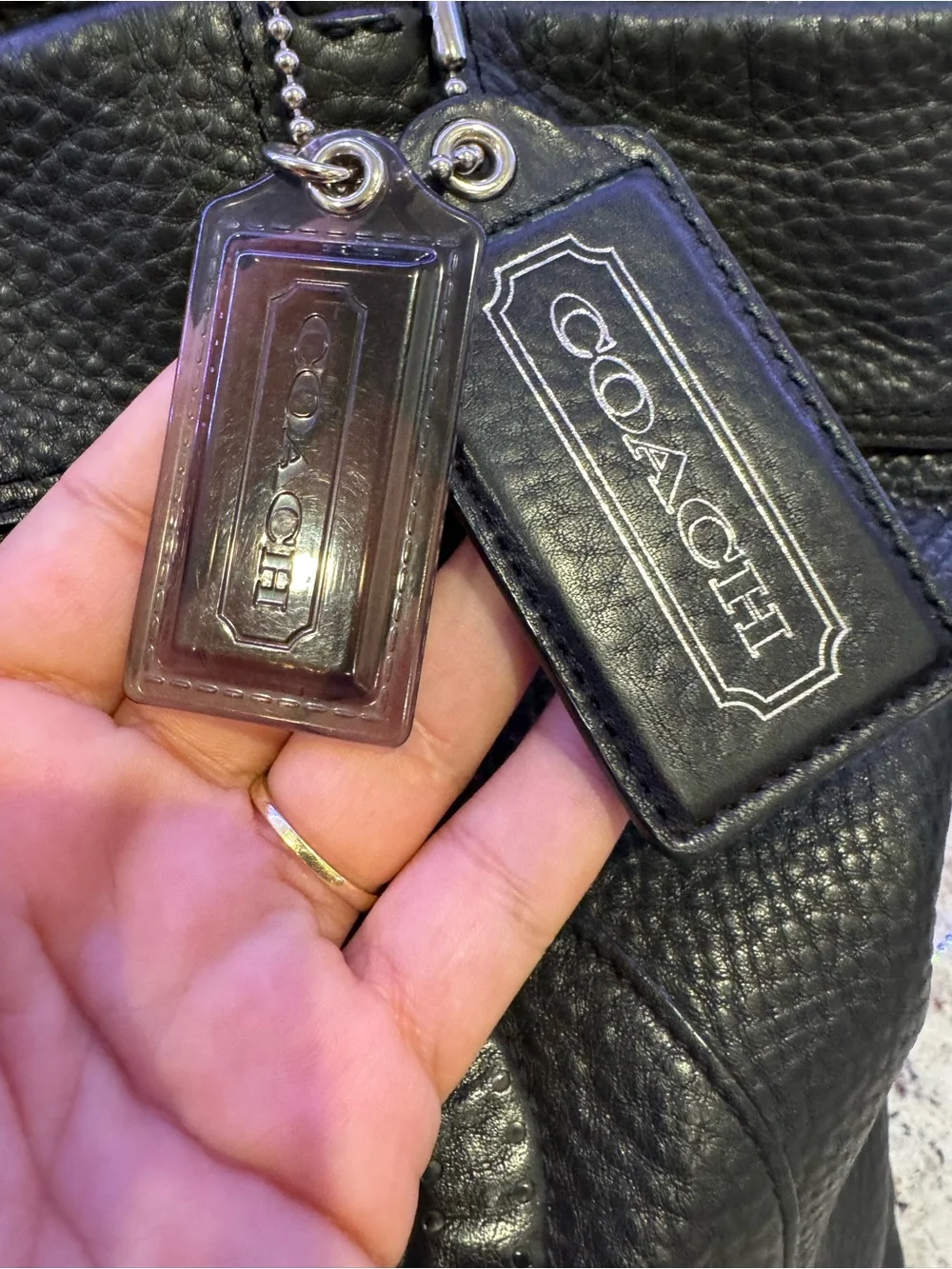 Coach spacious pebble